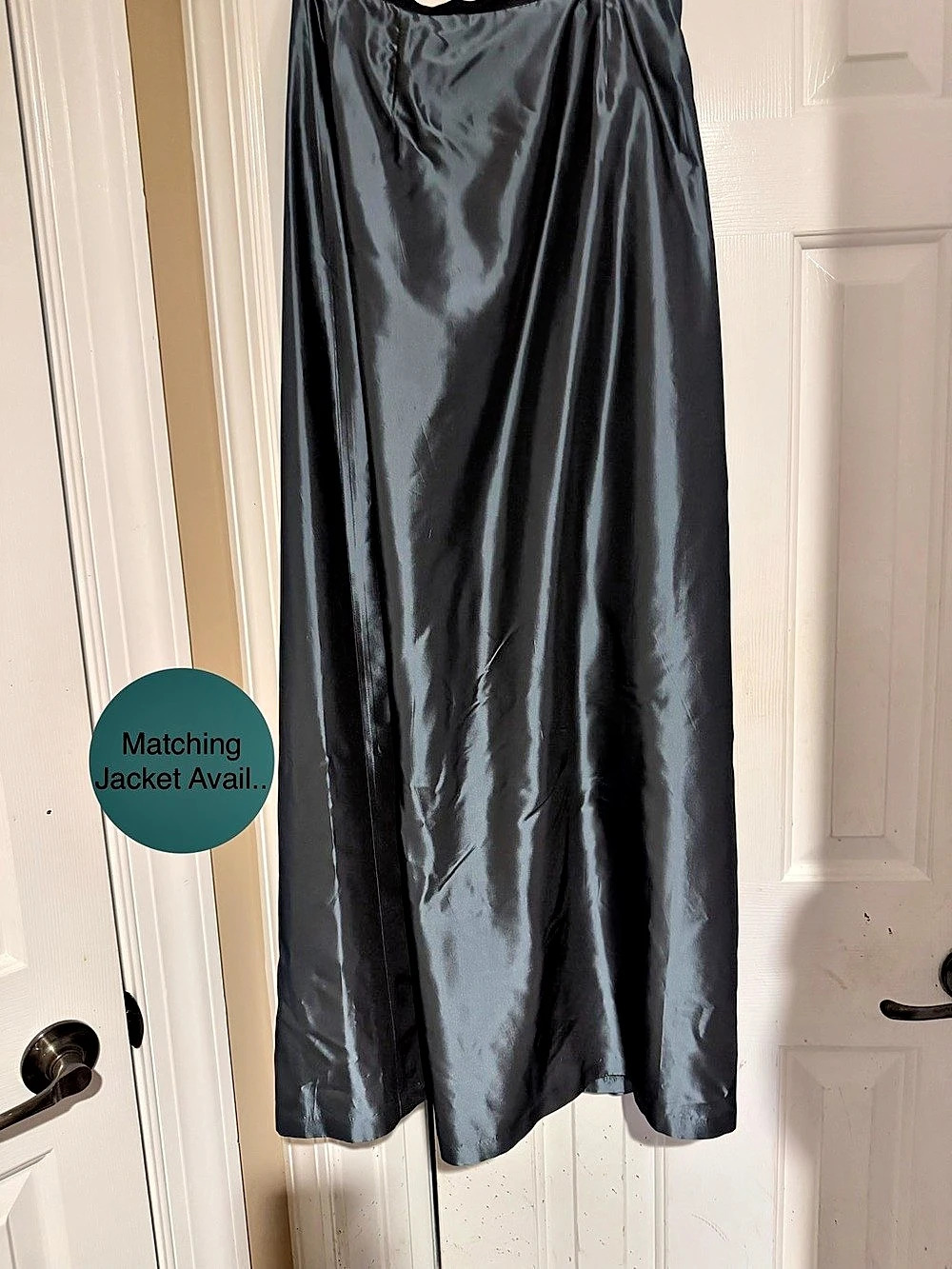 Ann Taylor Maxi Skirt in Black Size 4 NWT